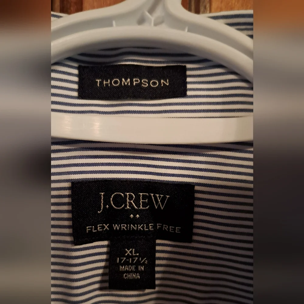 Mens J. Crew Thompson Button Down Dress Shirt  Wrinkle Free Size XL 17-17.